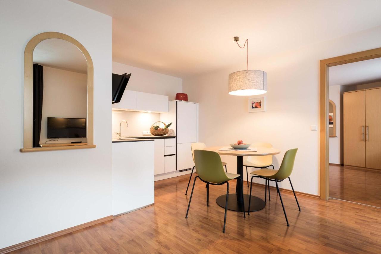 Sankt Johann Spa Suites & Apartments Prato allo Stelvio Luaran gambar