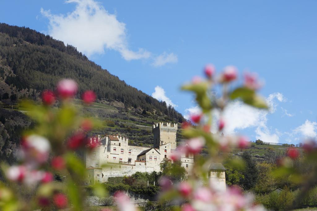 Sankt Johann Spa Suites & Apartments Prato allo Stelvio Luaran gambar