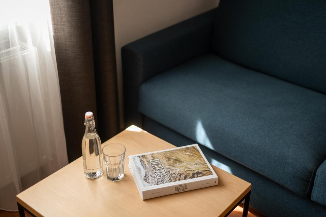 Sankt Johann Spa Suites & Apartments Prato allo Stelvio Luaran gambar