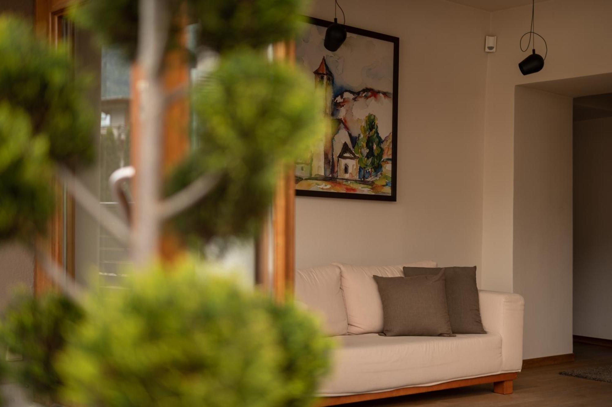 Sankt Johann Spa Suites & Apartments Prato allo Stelvio Luaran gambar