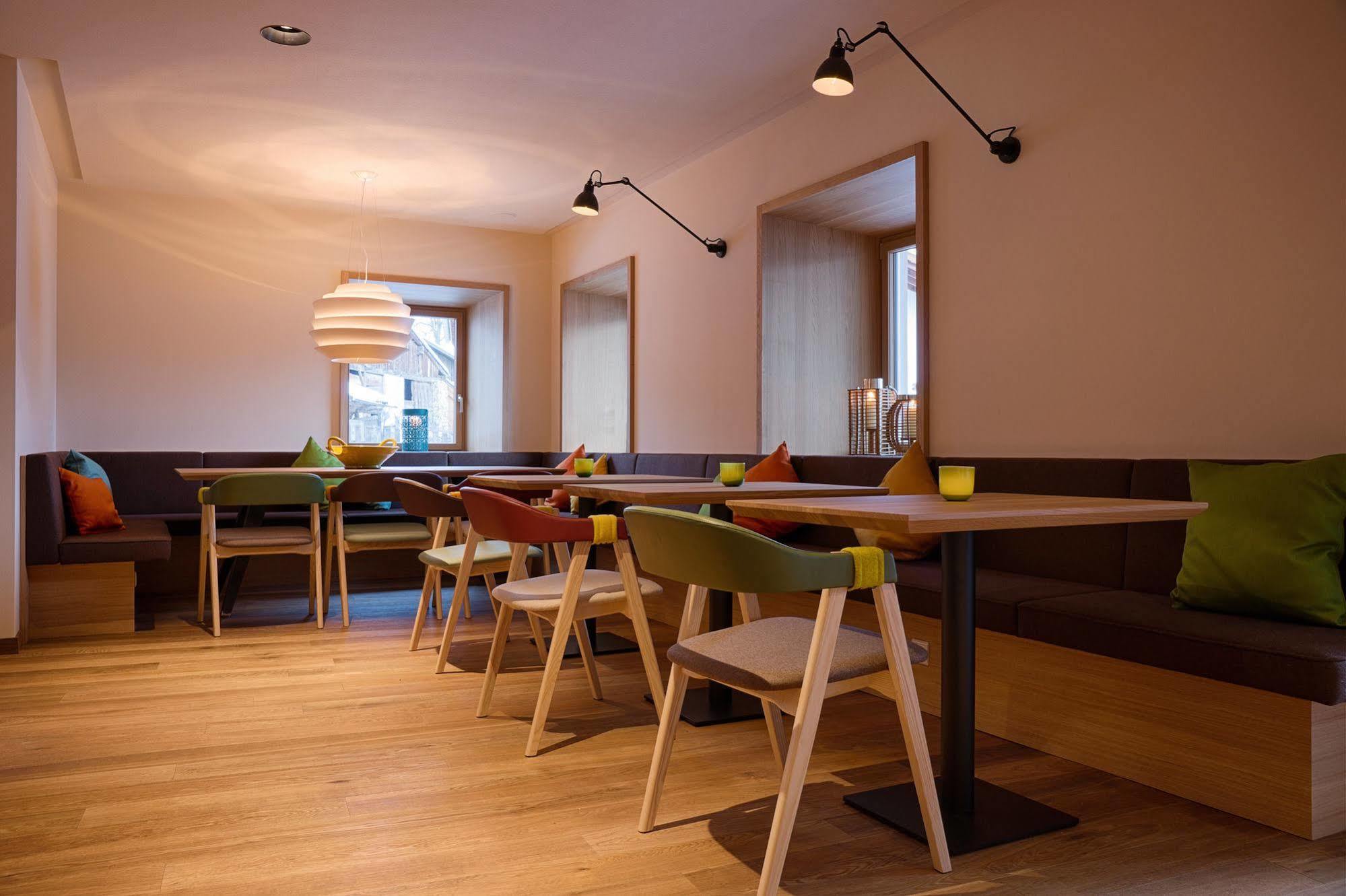 Sankt Johann Spa Suites & Apartments Prato allo Stelvio Luaran gambar