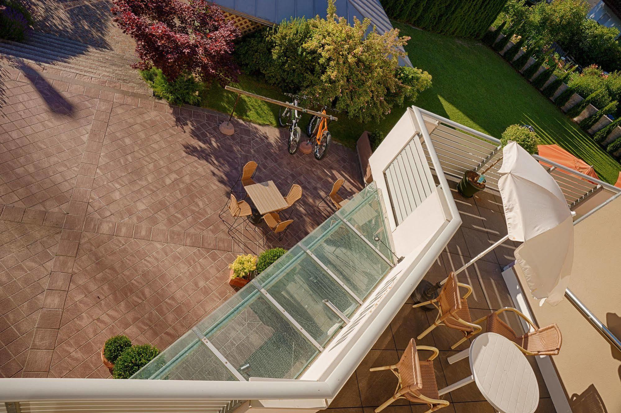 Sankt Johann Spa Suites & Apartments Prato allo Stelvio Luaran gambar